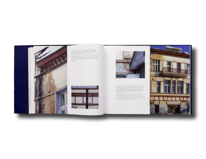 Hotelli Regatta Hotel book