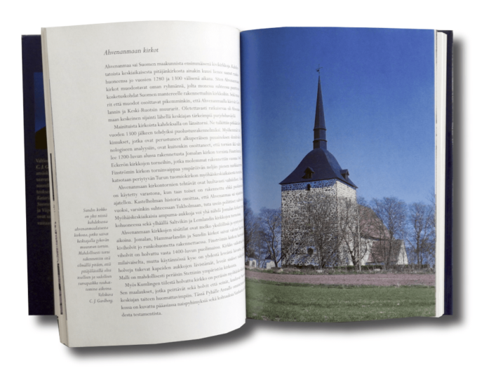 KivestaJaPuusta-auk1-min C. J. Gardberg, Kivestä ja puusta: Suomen linnoja, kartanoita ja kirkkoja (Otava, 2002)