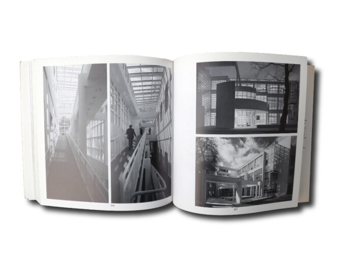 Joan Ockman (ed.), Richard Meier Architect, Rizzoli 1984