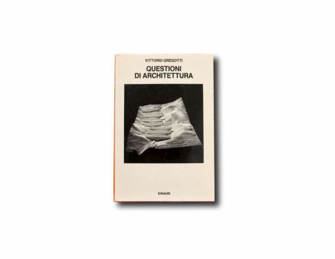 Image of the book Questioni di Architettura