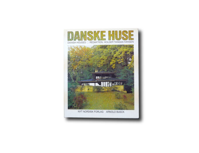 Danske-huse-Danish-Houses-kansi Image of the book Danske Huse/Danish Houses