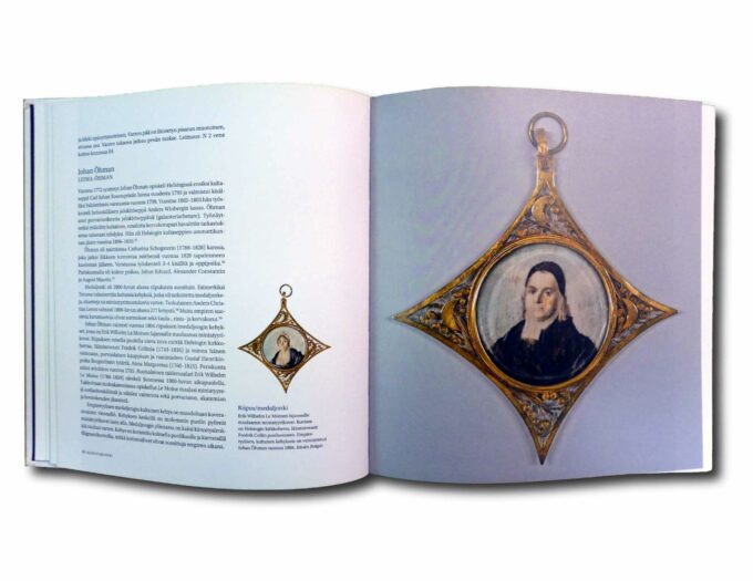 Made-in-Hki-1700-2012-auk