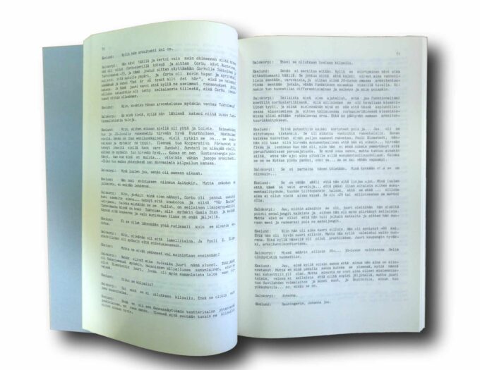 Rakennustaiteen-seuran-haastatteluja-auk Photo showing a sample spread of the book Rakennustaiteen seuran haastatteluja