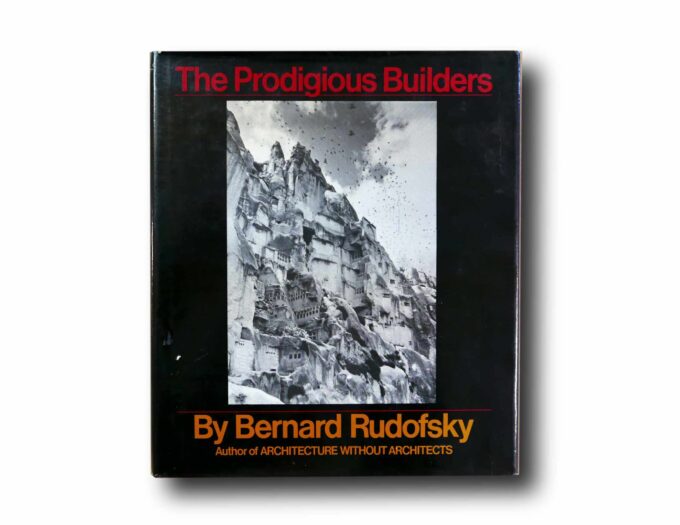 The-Prodigious-Builders-kansi Photo showing the book The Prodigious Builders