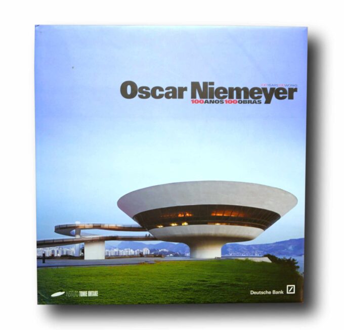 Photo showing the book Oscar Niemeyer 100 Anos 100 Obras 100 Years 100 Works
